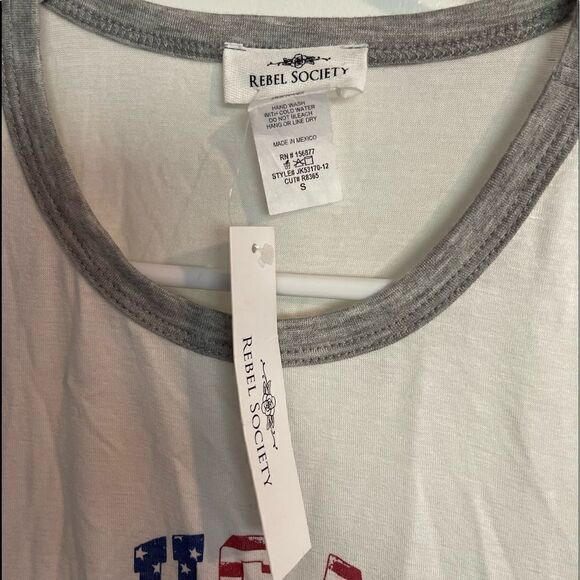 Tops Bundle.Size S and XS - Picture 14 of 16